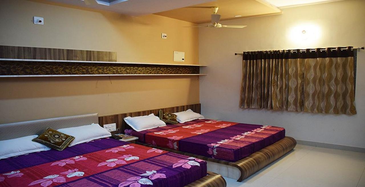 Hotel Amar Palace Abu Road Bagian luar foto
