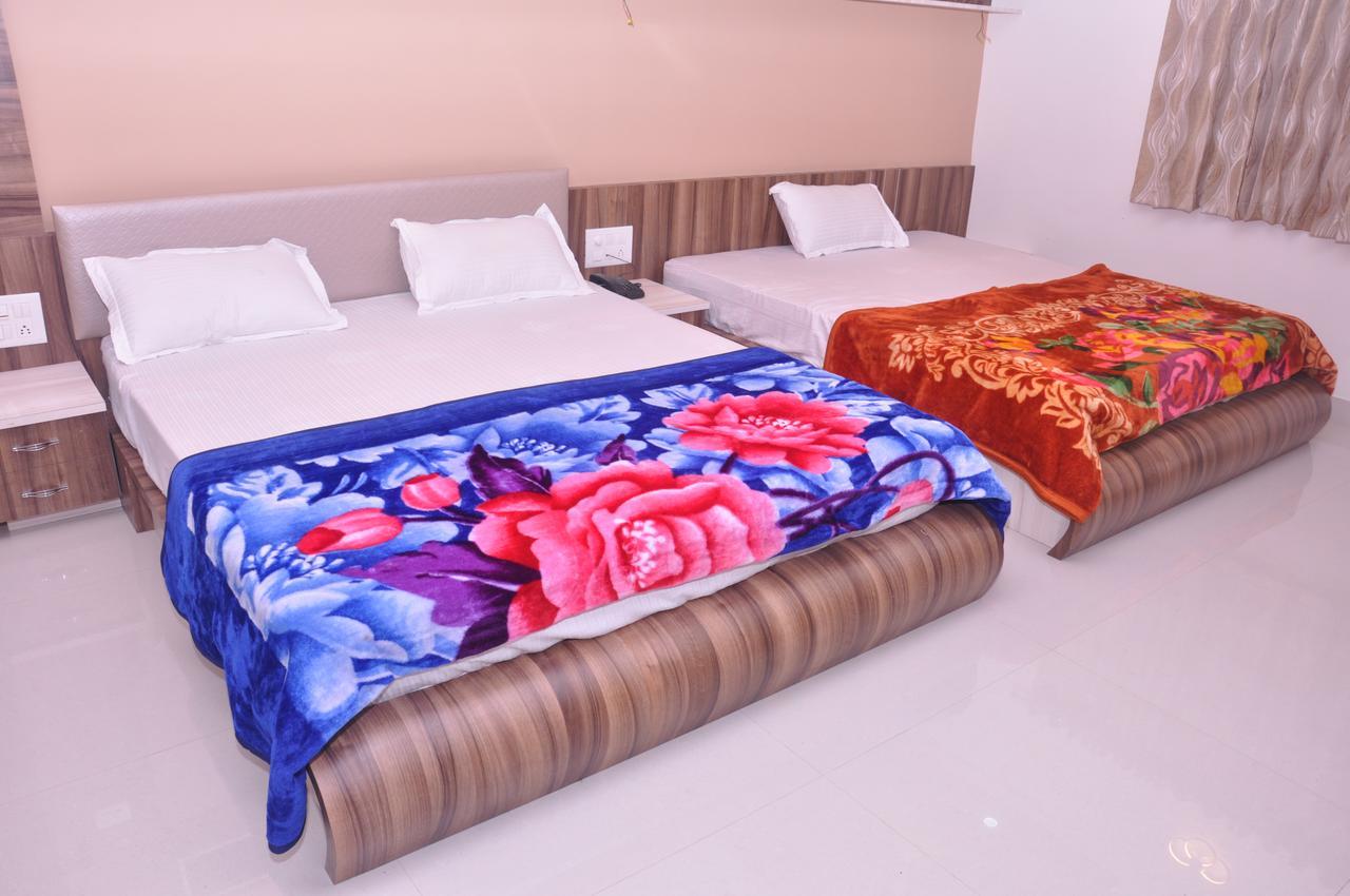 Hotel Amar Palace Abu Road Bagian luar foto